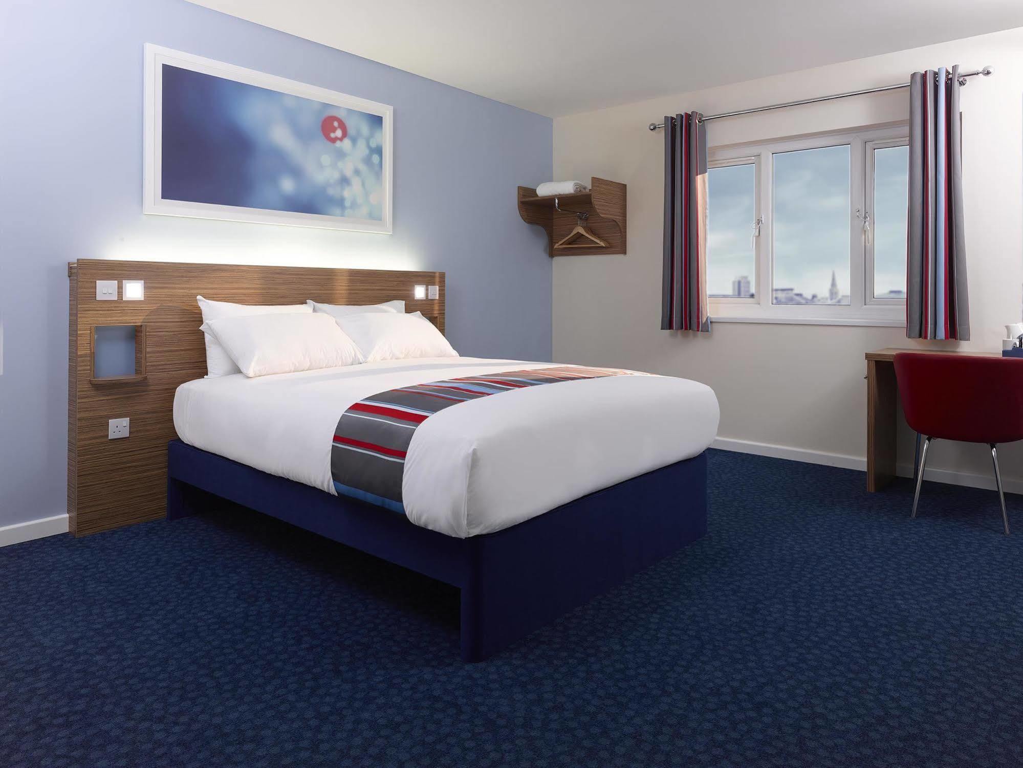 Travelodge Stratford Upon Avon Exterior foto